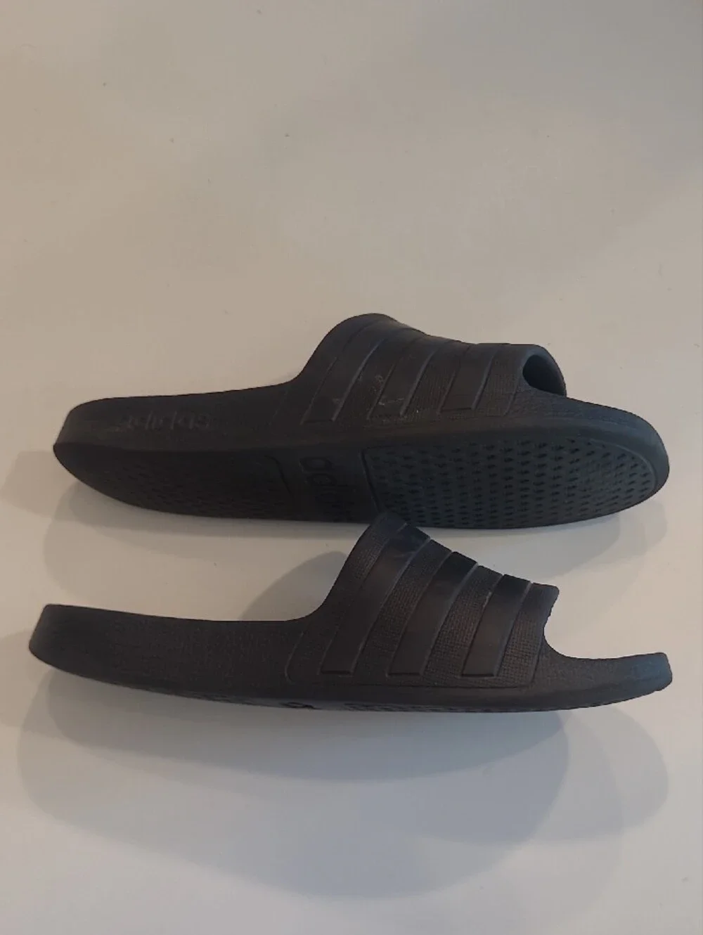 Adidas Unisex Slide Sandals Textured Strap Slip On Open Toe Comfort